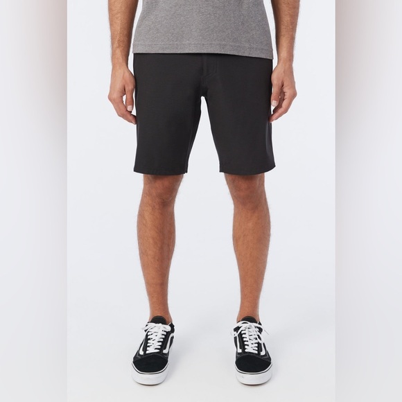 O’Neill | Reserve Light Check 19” Hybrid Shorts - Picture 1 of 14
